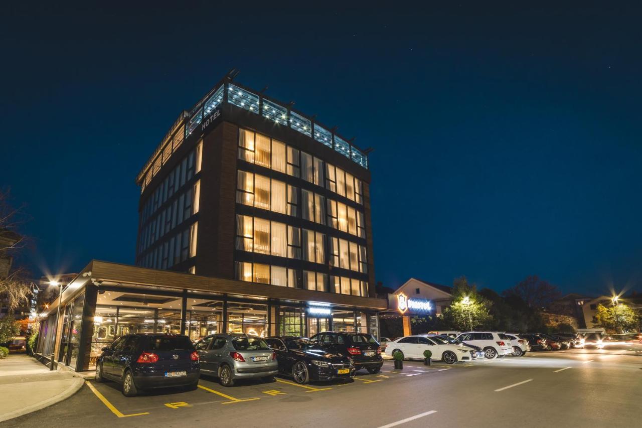 Bristol Hotel Podgorica Esterno foto